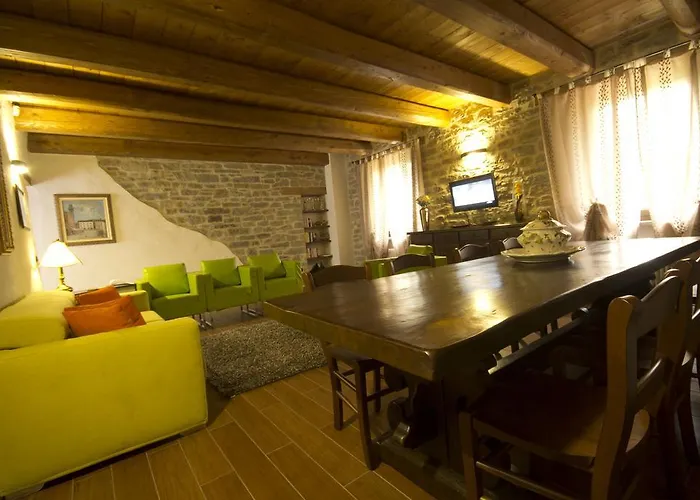 ファームステイ Farm Agriturismo La Luna サンタ・ソフィーア
