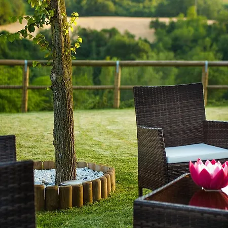 Farm Agriturismo La Luna Vakantieboerderij Santa Sofia