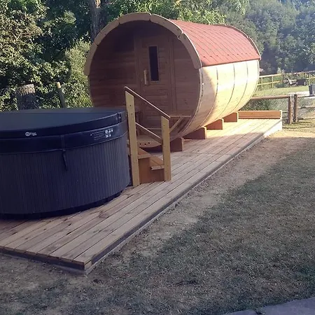 Farm Agriturismo La Luna