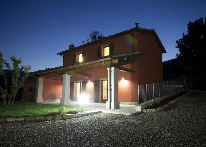 Farm Agriturismo La Luna * סנטה סופיה